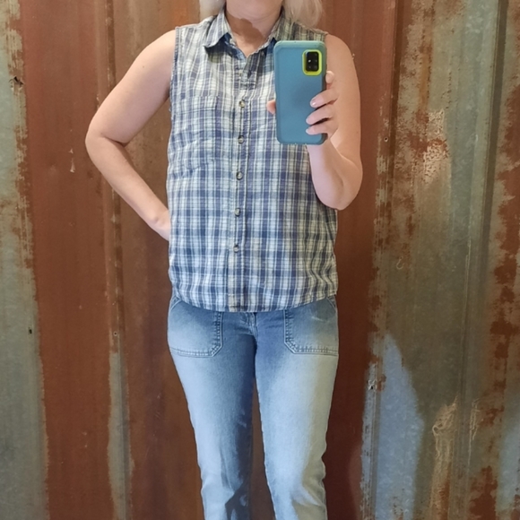 VINTAGE Plaid Bushwacker Sleeveless Button Up Shirt - Picture 8 of 10